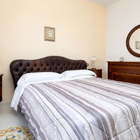 Residenza Le Sirene Center Lägenhet Sorrento