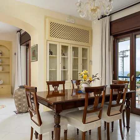 Residenza Le Sirene Center Апартаменти *