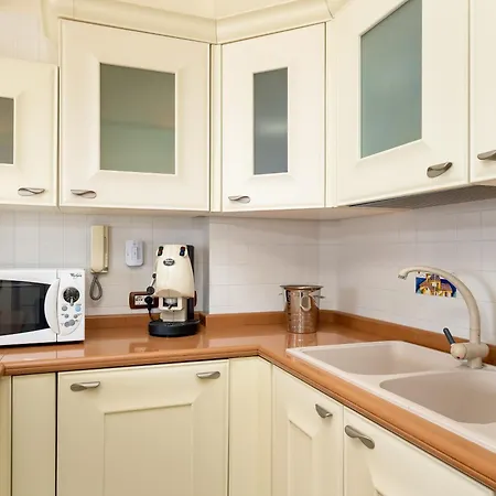 Apartament Residenza Le Sirene Center